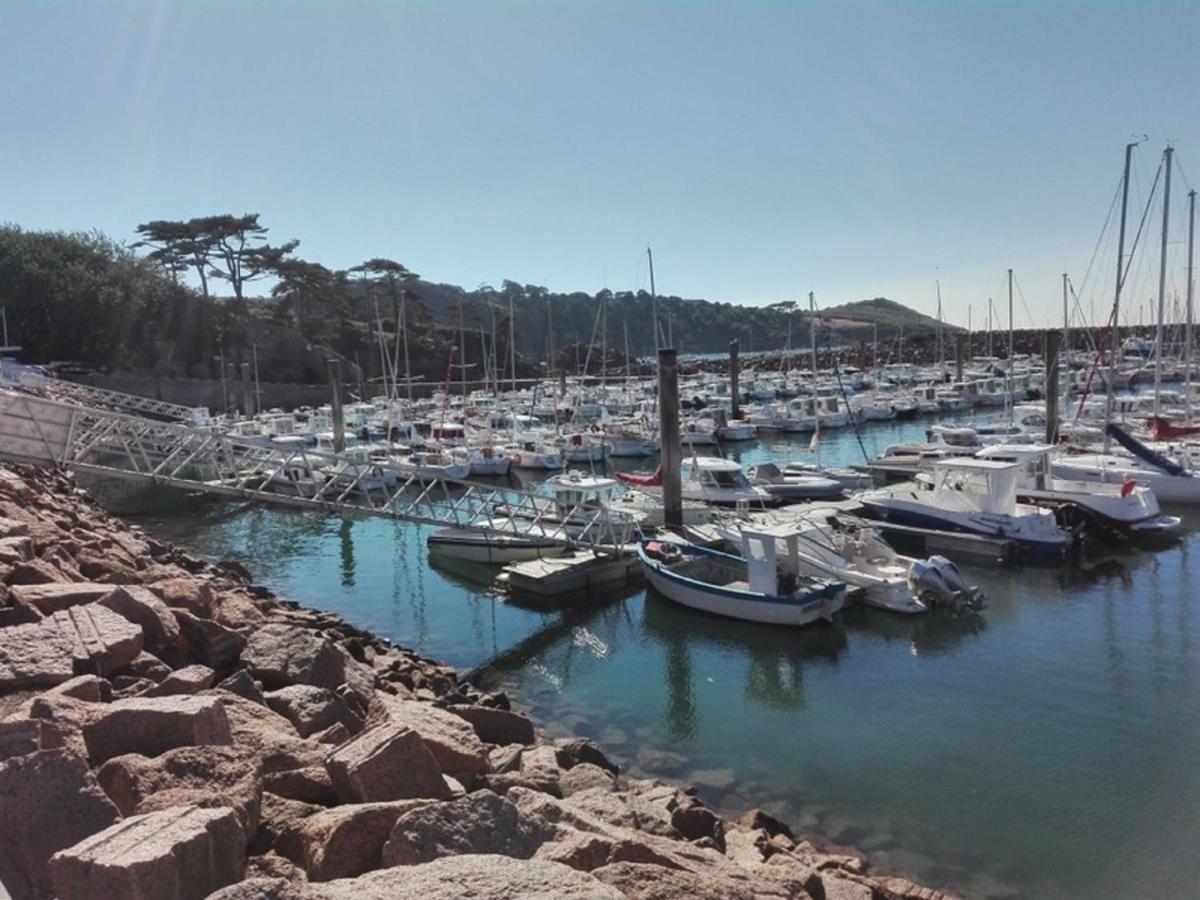 Vue Mer Cote De Granit Rose En Bretagne Trébeurden Esterno foto